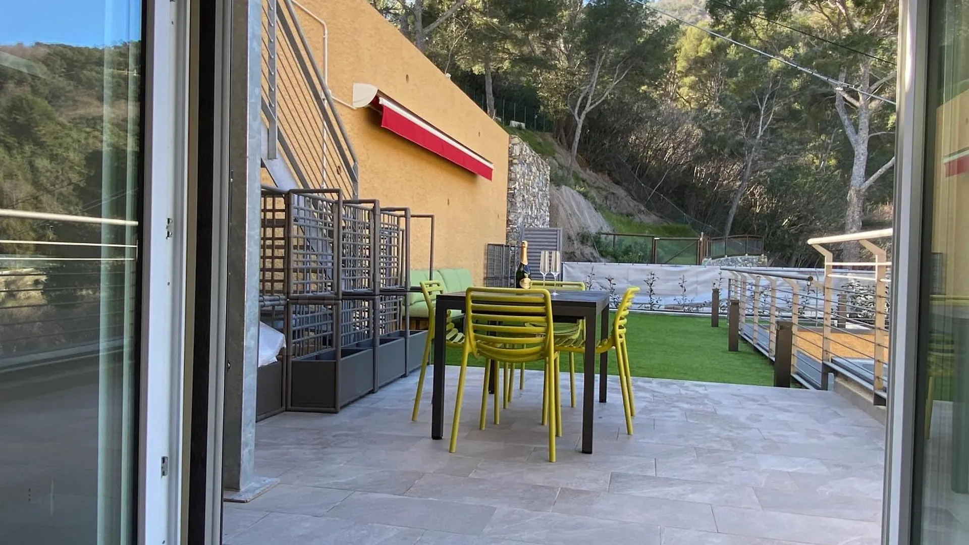 Luxury Blue Paradise Alassio 0*,  Italy